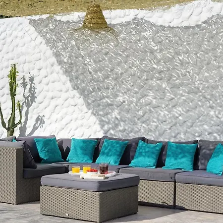 Mamba By Seric,15' Walking To The *