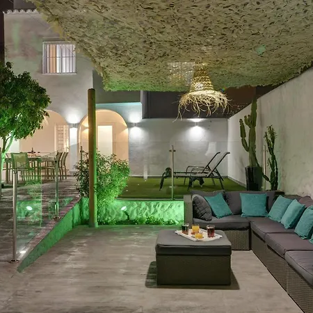 Mamba By Seric,15' Walking To The 빌라 토레몰리노스