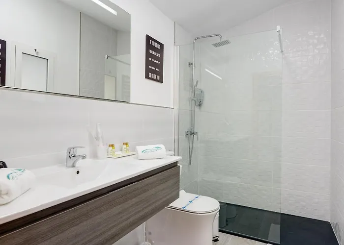 Mamba By Seric,15' Walking To The * Torremolinos