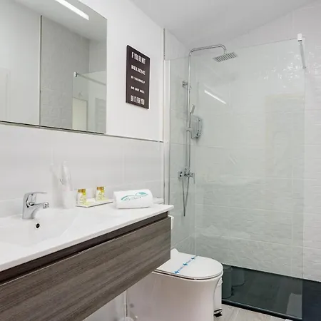 Mamba By Seric,15' Walking To The * Torremolinos