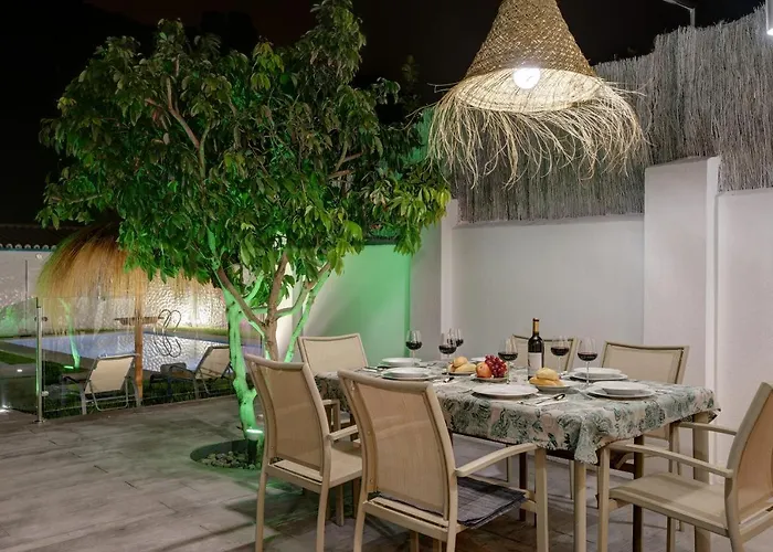 Villa Mamba By Seric,15' Walking To The Torremolinos