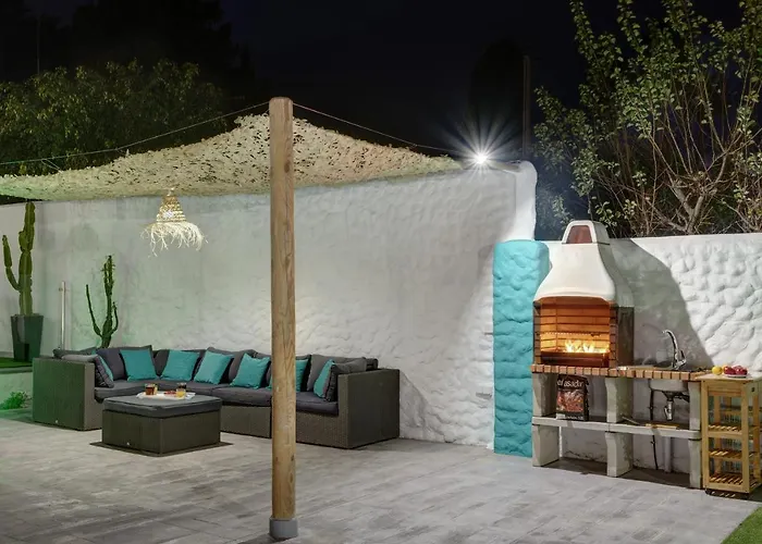 Mamba By Seric,15' Walking To The *